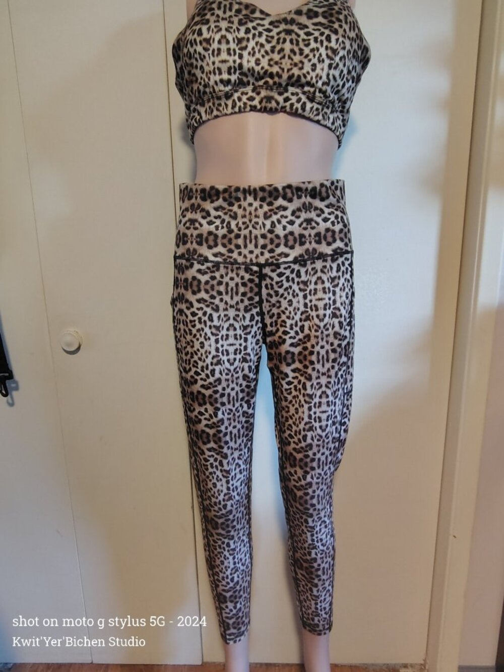 Ideology Cheetah set M bottoms L top